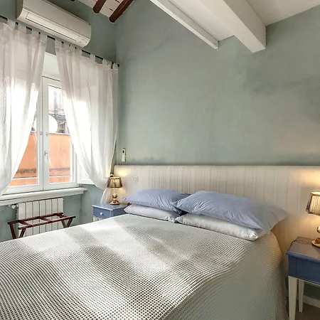 斯巴纳lm套房民宿 4*