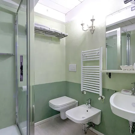 斯巴纳lm套房民宿