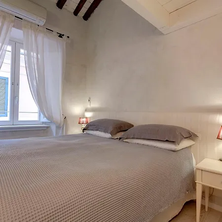 斯巴纳lm套房民宿 4*