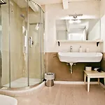 Lm Spagna Guest house 4*