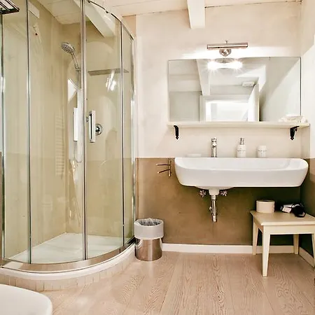 Lm Spagna 게스트하우스 4*