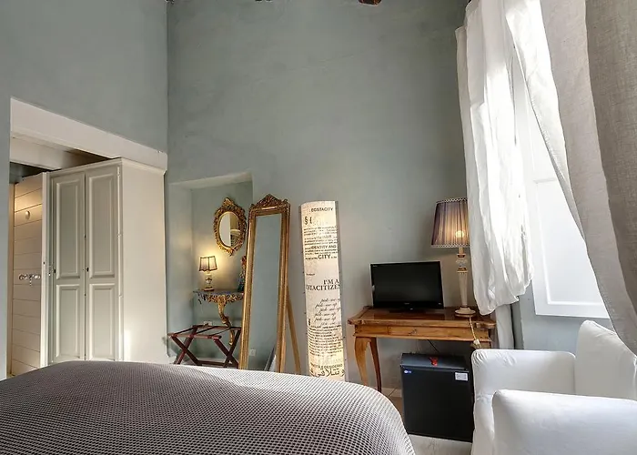 Lm Spagna Πανσιόν